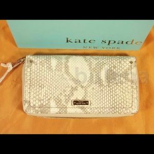 KATE SPADE LA CASITA EMBOSSED LEATHER CLUTCH NWT